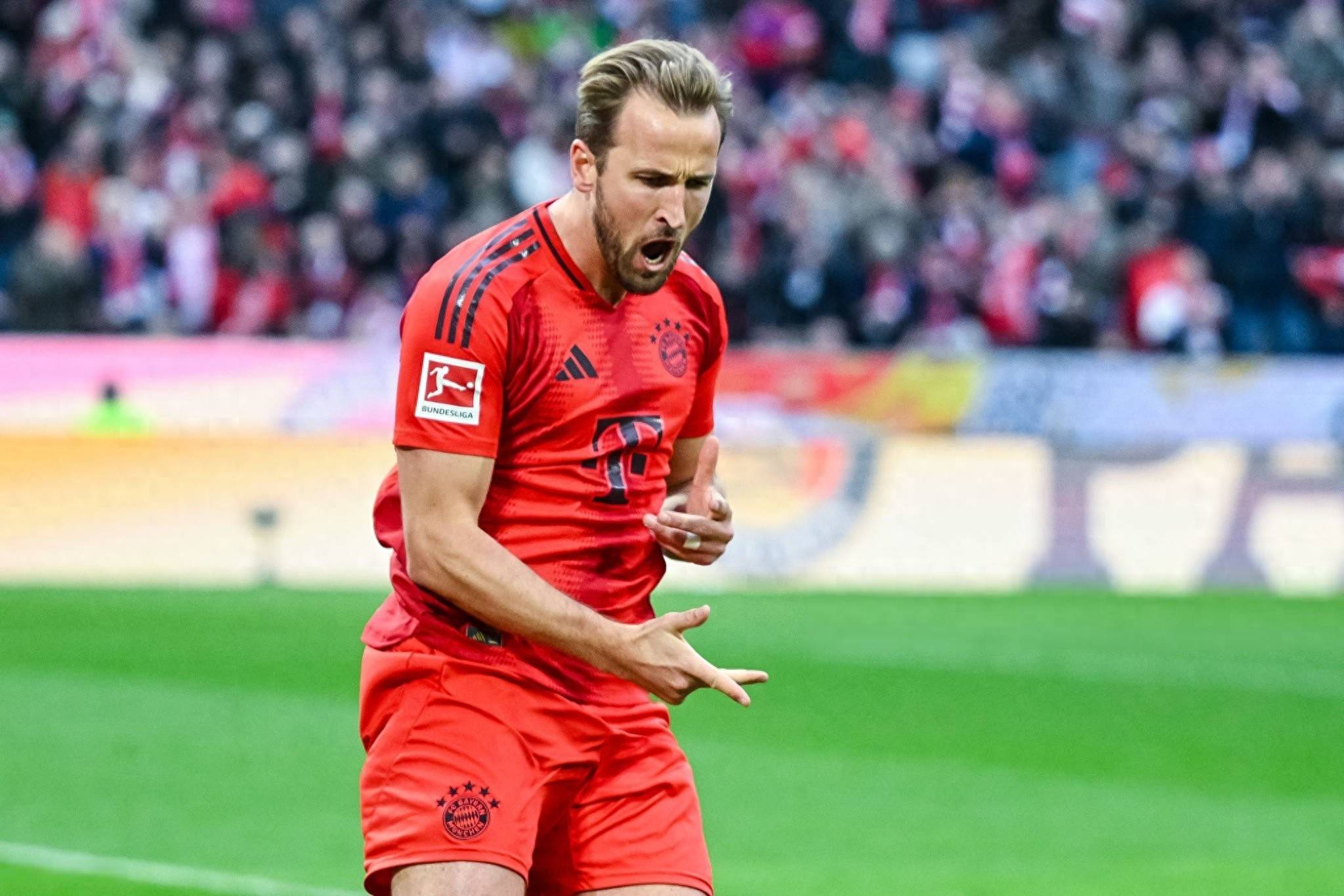 赛事服务-关于凯恩连续三场比赛得分超过重要助攻，塞尔维亚队不断突破！赛场气氛高涨的信息