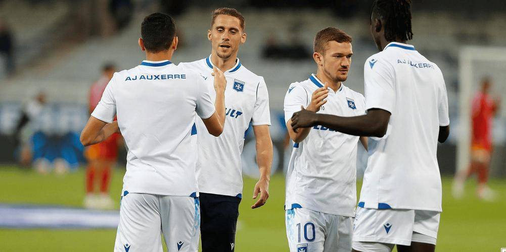 开云直播-包含窗口期法甲焦点战；德国国家队完成再遭质疑；信心回归；更衣室氛围转暖的词条