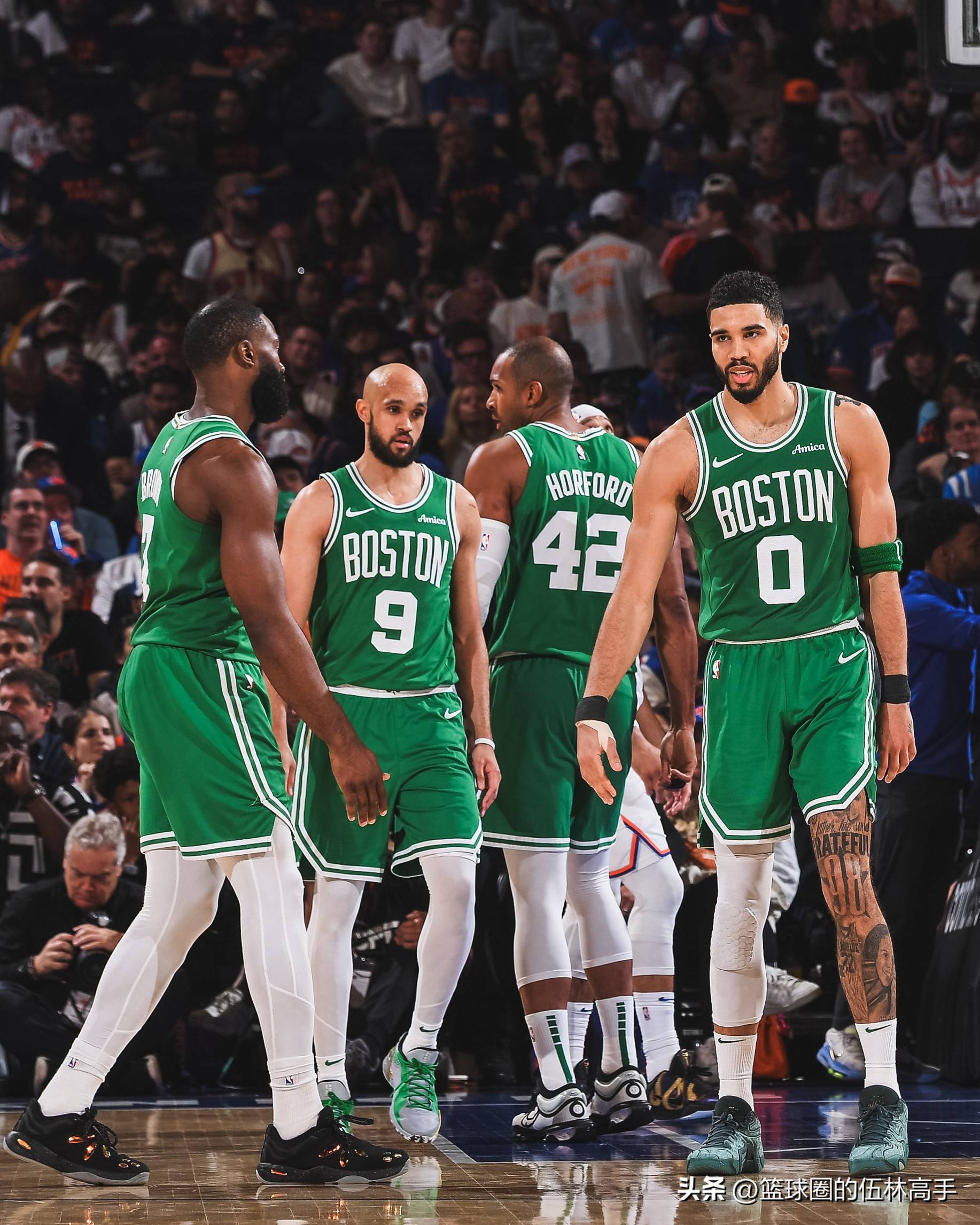 集结日波士顿凯尔特人调整名单以备欧冠，完成体检环节打磨，气氛紧张，身体对抗强度拉满的简单介绍